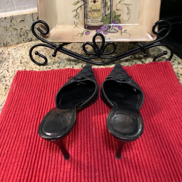 Gucci Black Canvas Pointed Toe Mules. Size (11B) Shoes Run Small (fit size 10) - Picture 3 of 5